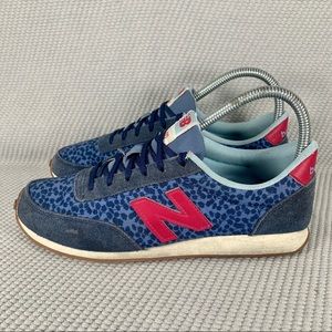 New Balance 410 Women’s Size 7 B Shoes Blue Suede Leopard Print Walking Sneaker